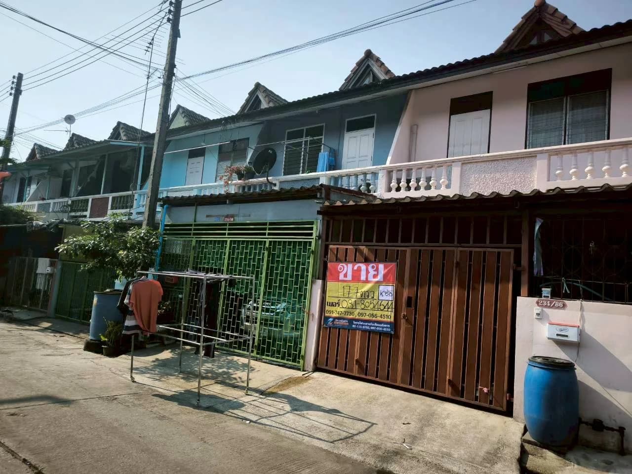 ขายทาวเฮาส์ 2ชั้นครึ่ง หมู่บ้านอิ่มอัมพร 9 ซอยวิรุณราษฎร์ กระทุ่มแบน สมุทรสาคร - image 2