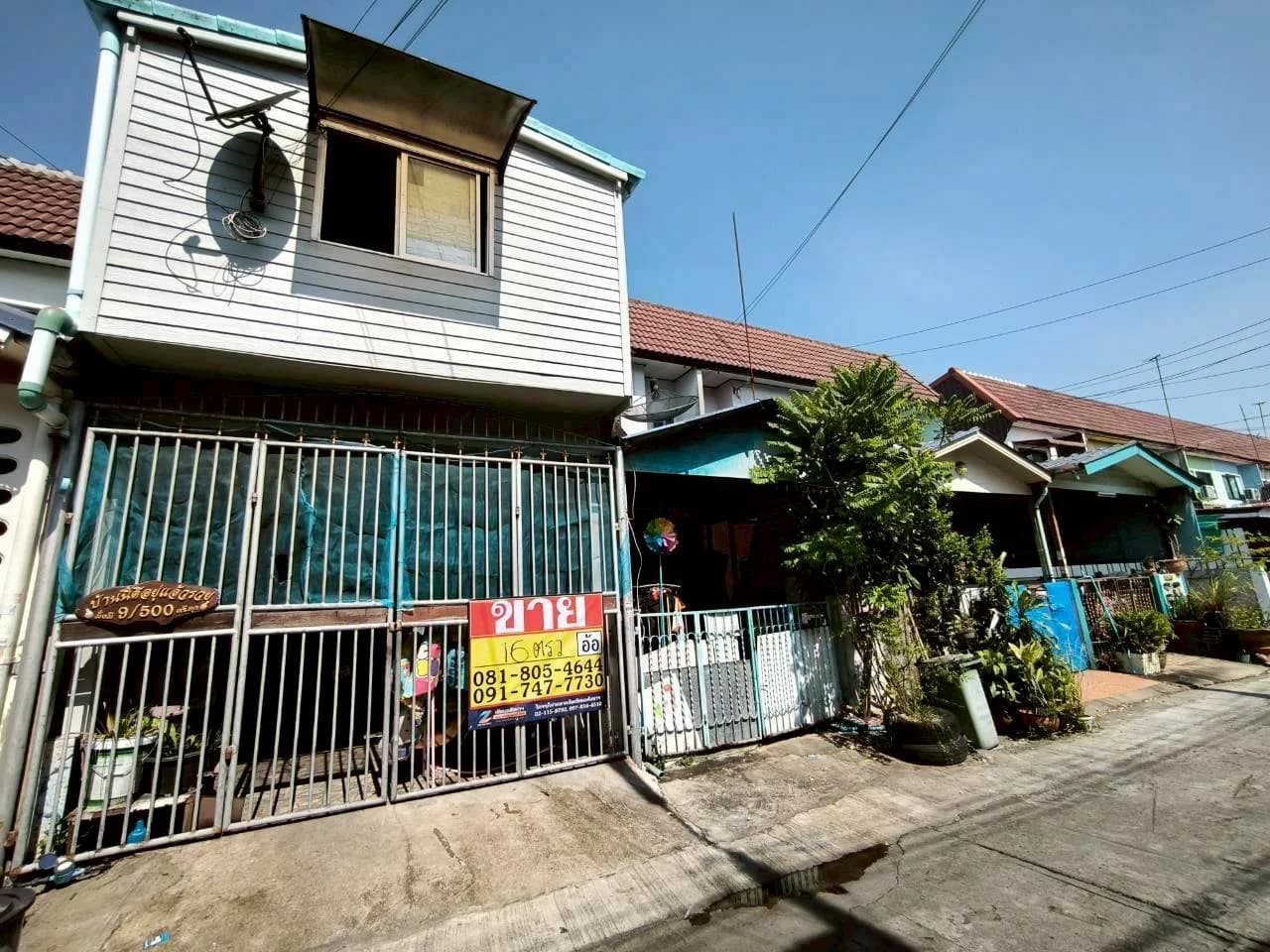 ขายทาวเฮาส์ 2 ชั้น หมู่บ้านฟ้าใส ถนนเศรษฐกิจ เมืองสมุทรสาคร ZW636 - image 2