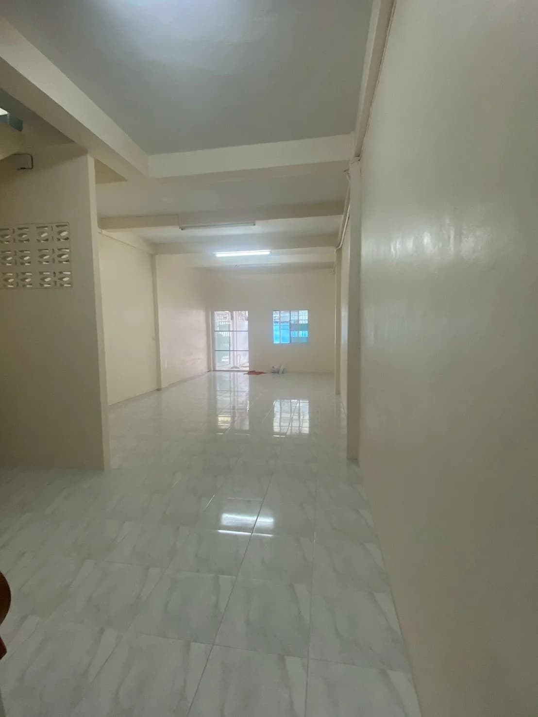 ขายทาวเฮ้าส์ รีโนเวทใหม่ทั้งหลังสวยงาม 20 ตร.วา สุขุมวิท101 ปุณณวิถี17 ใกล้สถานนีรถไฟฟ้าปุณณวิถี สายสีเขียว และสายสีเหลือง - image 3