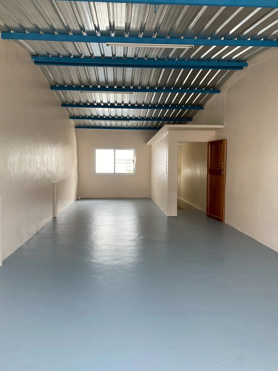 ขายทาวเฮ้าส์ รีโนเวทใหม่ทั้งหลังสวยงาม 20 ตร.วา สุขุมวิท101 ปุณณวิถี17 ใกล้สถานนีรถไฟฟ้าปุณณวิถี สายสีเขียว และสายสีเหลือง - image 4