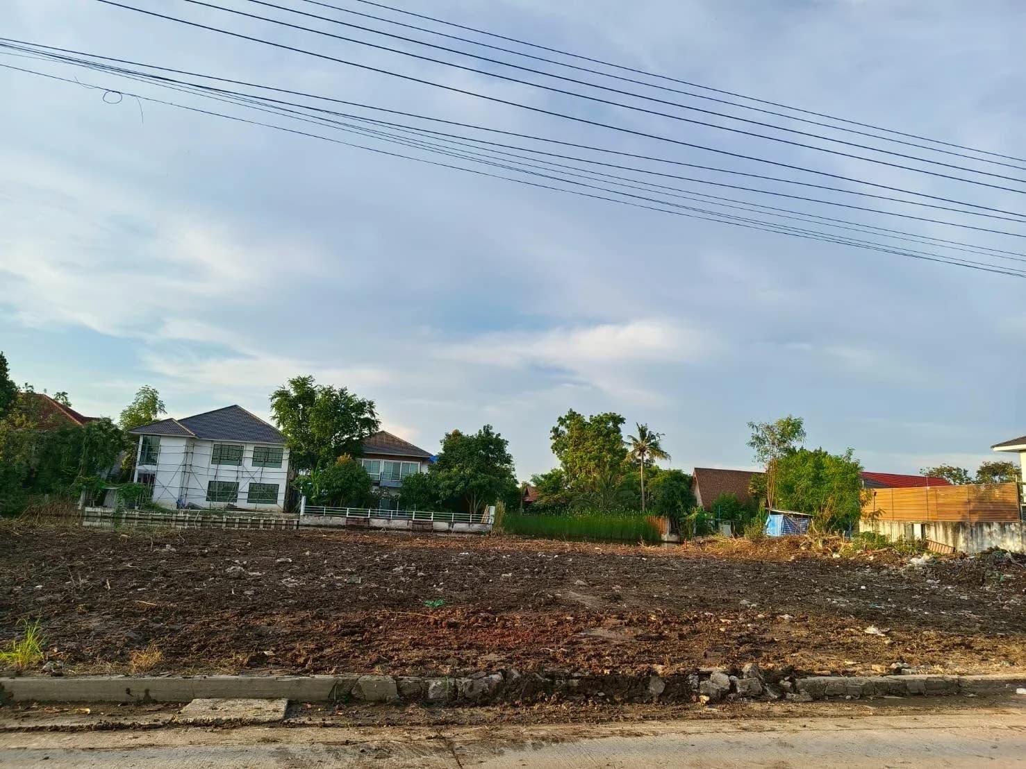 ขายที่ดิน 144.7 ตรว. หมู่บ้านเอกชัยเลควิลล์ ด้านหลังติดน้ำ บรรยากาศดี เหมาะสร้างบ้าน ZN718 - image 3