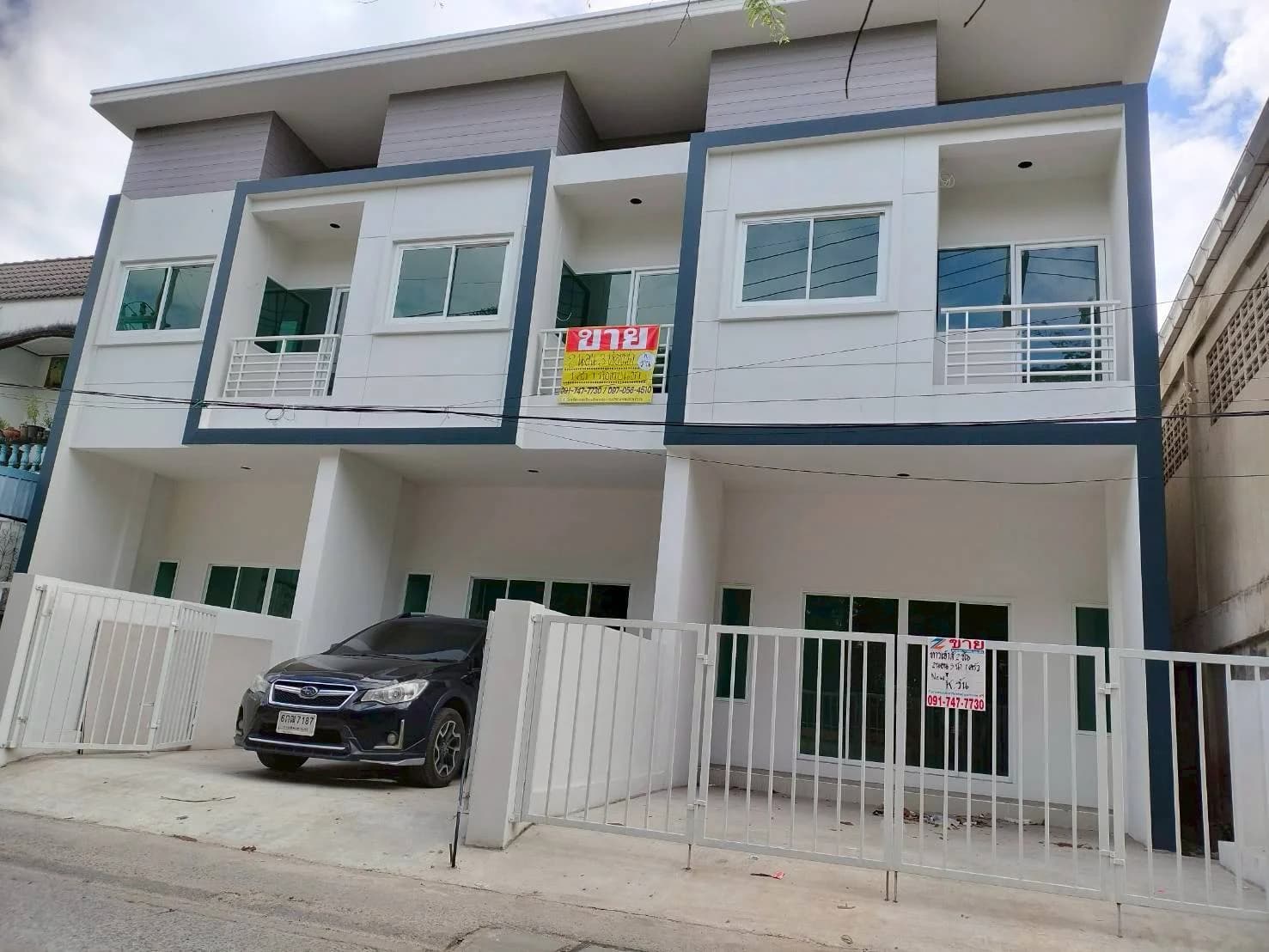 ขายทาวน์เฮ้าส์ 2 ชั้น 2 ห้องนอน 3 ห้องน้ำ ใจกลางเมืองมหาชัย ถนนเศรษฐกิจ เข้าซอยวัดทอง - image 1