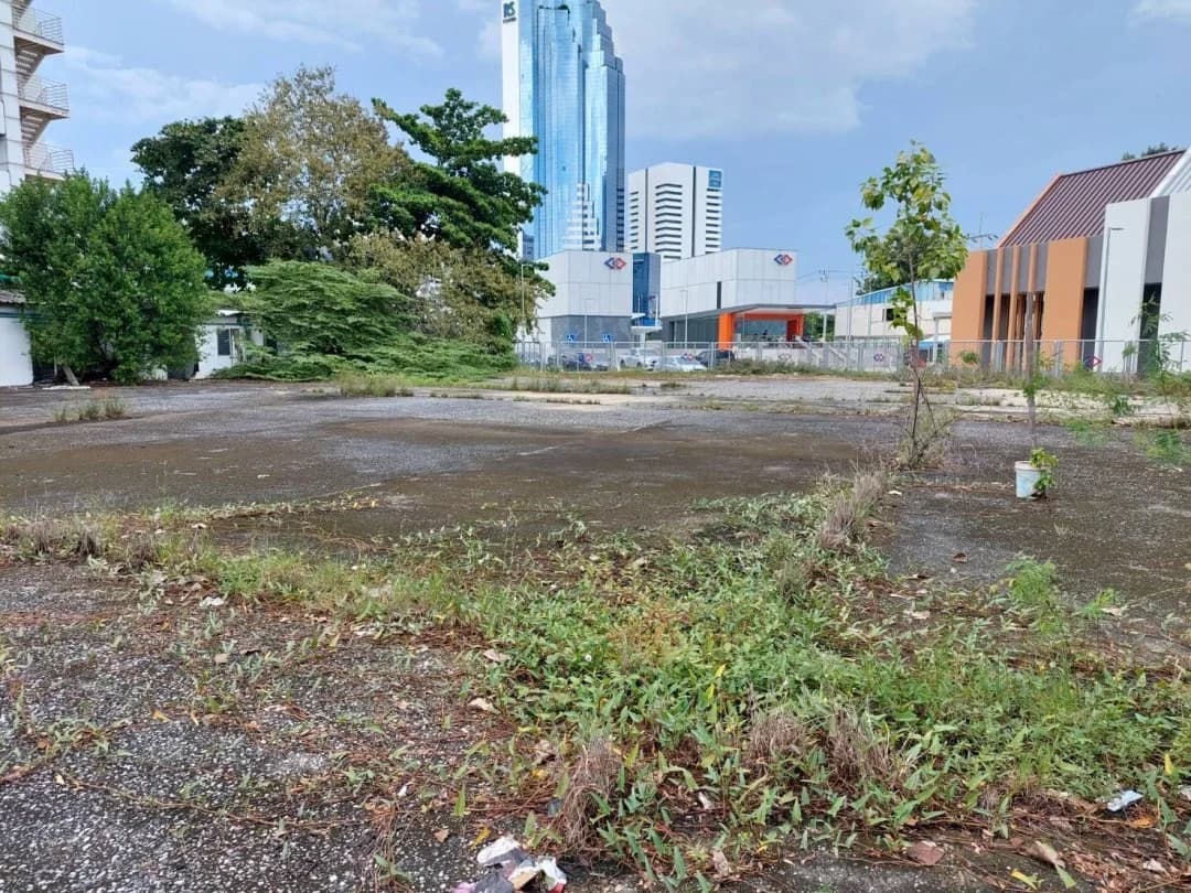 ขายที่ดิน 1-3-38 ไร่ ทำเลดีมากๆ อยู่ในย่านธุรกิจ ติดรถไฟฟ้า MRT ศูนย์วัฒนธรรม - image 4