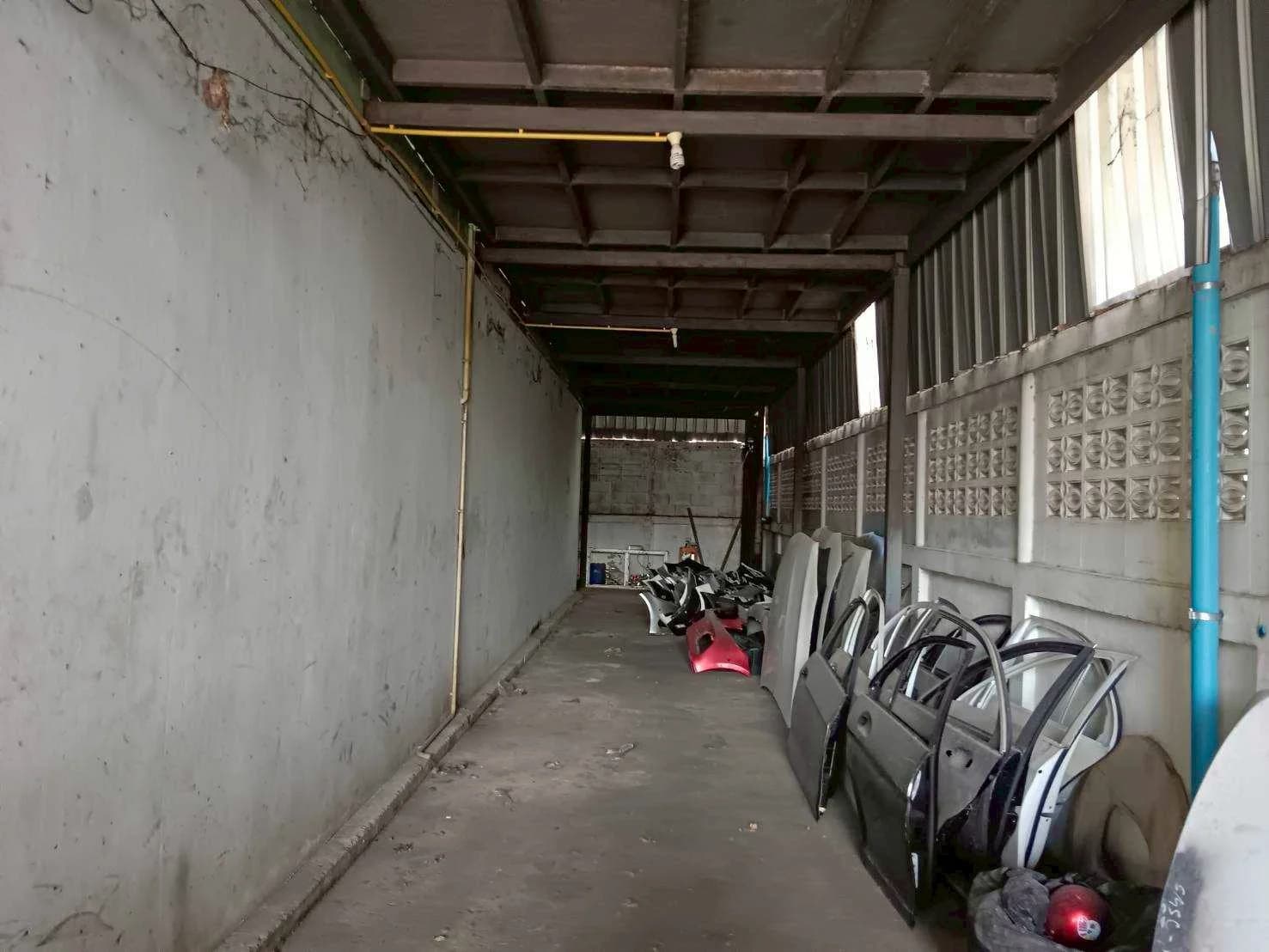 #ขาย-เช่าโกดังพร้อมออฟพิค ทำเลติดถนนทองสุข ขนาด 114 ตารางวา ขาย 10.5 ลบ. โครงสร้างแข็งแรง ติดถนนพุทธบูชา 39 สามารถทะลุถนนสุขสวัสดิ์ 🚛🏢 แขวงบางมด เขตทุ่งครุ กรุงเทพมหานคร - image 4