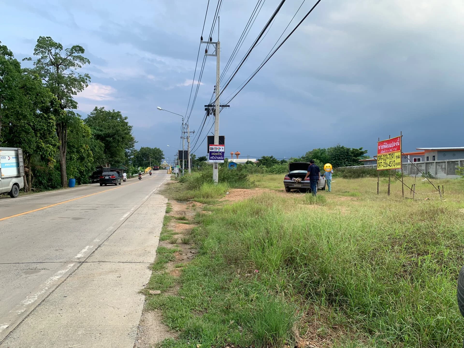 ขายที่ดินสวย ทำเลดี ถมแล้ว ติดถนนเลียบคลองเปรม ใกล้เวิร์คพอยต์ อนาคตจะมีรถไฟฟ้าผ่านถนนเส้นนี้