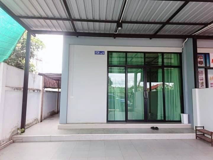 ขายทาวน์โฮม 2 ชั้น เมืองน่าน พร้อมเฟอร์นิเจอร์ บรรยากาศดี เงียบสงบ เพื่อนบ้านเป็นมิตร น้ำไม่ท่วม - image 3