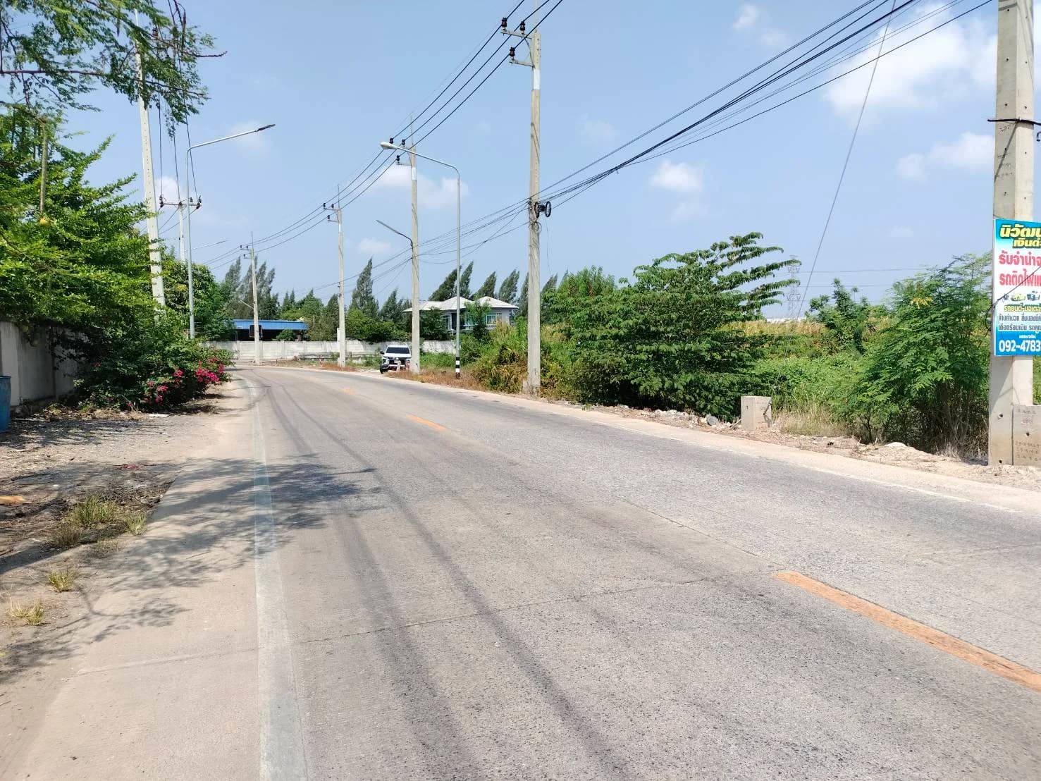 ที่ดินติดถนน 2-3-40 ไร่ - image 2