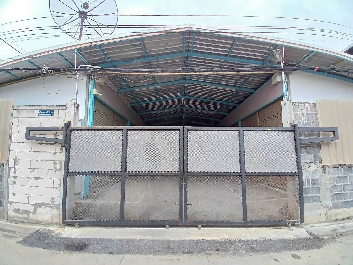 ขายที่ดินสวย พร้อมสิ่งปลูกสร้าง 174 ตารางวา ราคา 18 ลบ. เหมาะทำอพาร์ทเม้น หอพัก ซอยเพชรเกษม 58 แยก 10