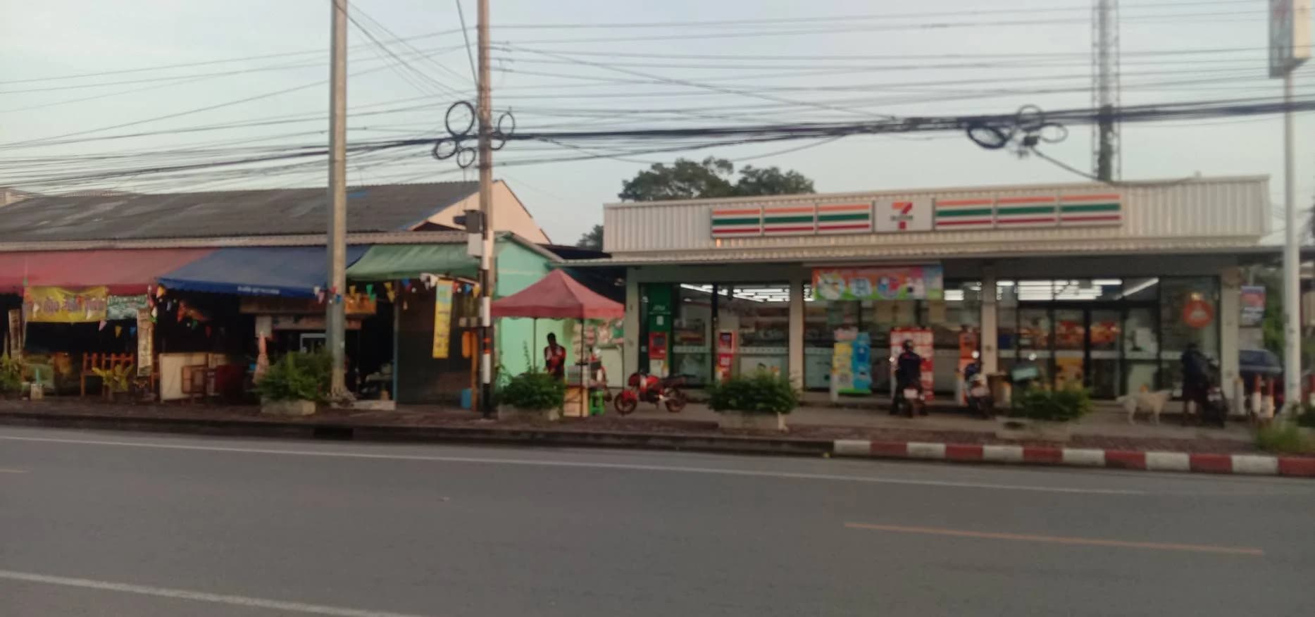 ขายที่ดินสวย 709 ตาราวา ติดถนนเลียบด่วนวงแหวนกาญจนา-พุทธบูชา ราคา 53,175,000 บาท